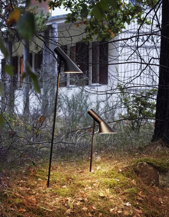 AJ Garden Pullert med spyd H:50cm - Startpakke-Utebelysning pullert-Louis Poulsen-Svart-LP__5747306525-Lightup.no