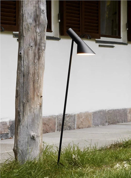 AJ Garden Pullert med spyd H:95cm - Startpakke-Utebelysning pullert-Louis Poulsen-Svart-LP__5747306619-Lightup.no