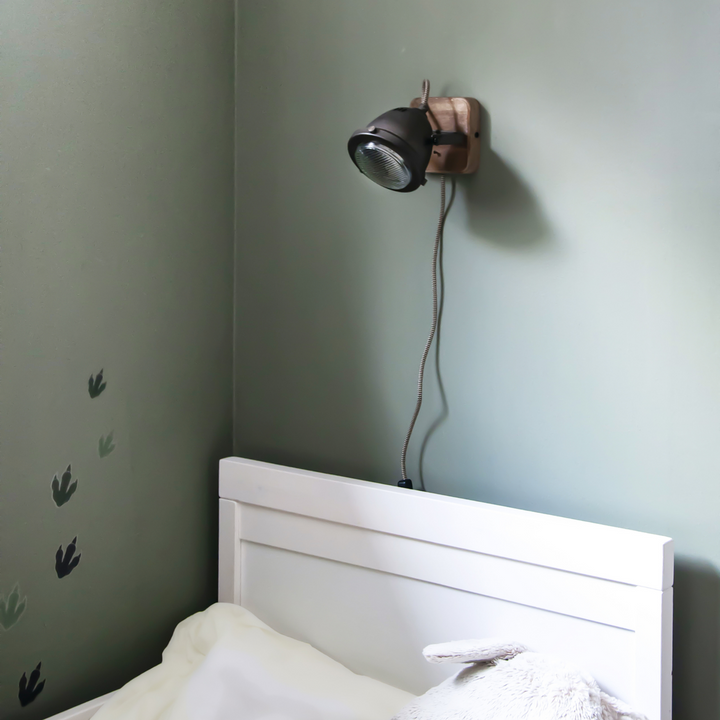 Alaska vegglampe metall/tre-Vegglamper-Aneta Lighting-Tre-70904-94-Lightup.no