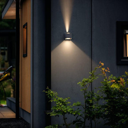 Alix vegglampe opp/ned utendørs IP44 4,3W 2700 Kelvin-Utebelysning vegg opp og ned-Philips-Antrasitt-929004140901-Lightup.no