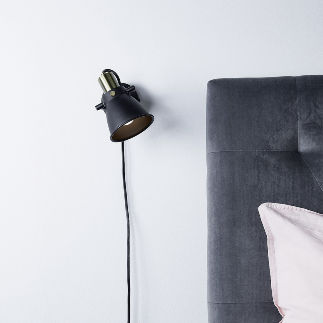 Alton vegglampe - Svart - Svart-Vegglamper-Marksløjd-Svart-Mrk-107856-Lightup.no