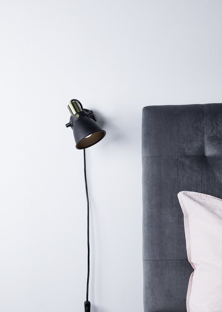 Alton vegglampe - Svart - Svart-Vegglamper-Marksløjd-Svart-Mrk-107856-Lightup.no