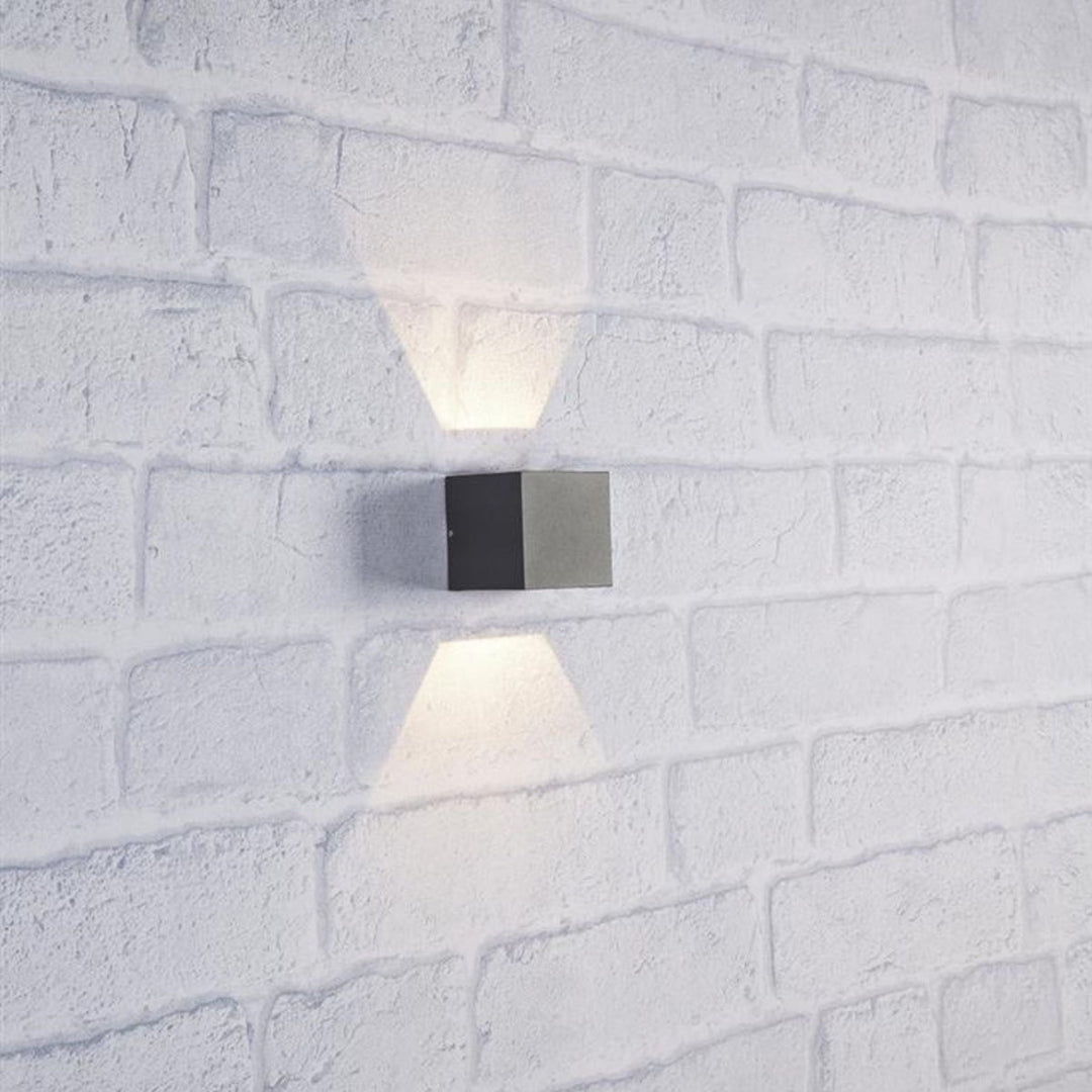 Argos vegglampe opp/ned 4 Watt 3000 Kelvin - Mørk grå - Grå-Utebelysning vegg opp og ned-Marksløjd-Grå-Mrk-106521-Lightup.no