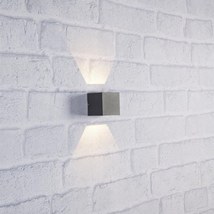 Argos vegglampe opp/ned 4 Watt 3000 Kelvin - Mørk grå - Grå-Utebelysning vegg opp og ned-Marksløjd-Grå-Mrk-106521-Lightup.no