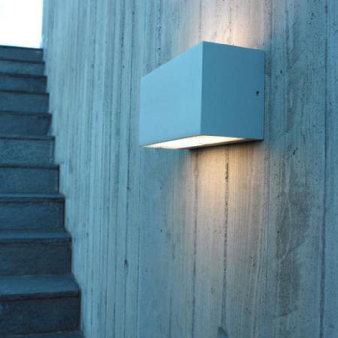 Asker 1510 8W LED-Utebelysning vegg opp og ned-Norlys-Aluminium-3185574-Lightup.no