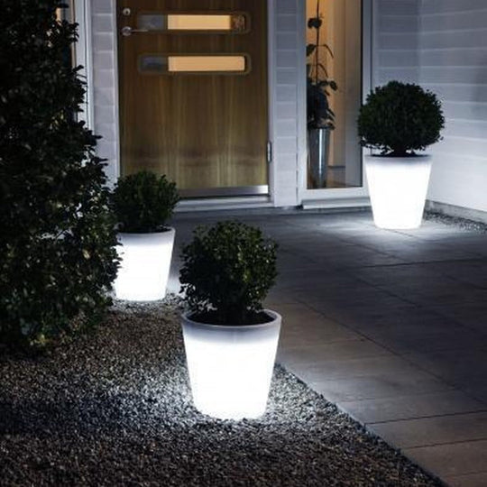 Assisi blomsterpotte stor med LED-lys-Utebelysning Hagebelysning-Konstsmide-Hvit-7454-000-Lightup.no
