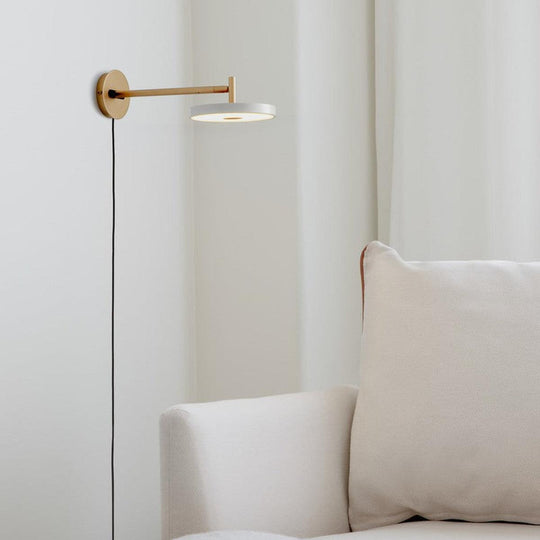 Asteria vegglampe lang-Vegglamper-Umage-Perle hvit-2281-Lightup.no