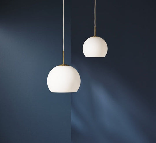 Ball takpendel Glass Ø25 cm-Takpendler-Frandsen-Hvit-137733-Lightup.no