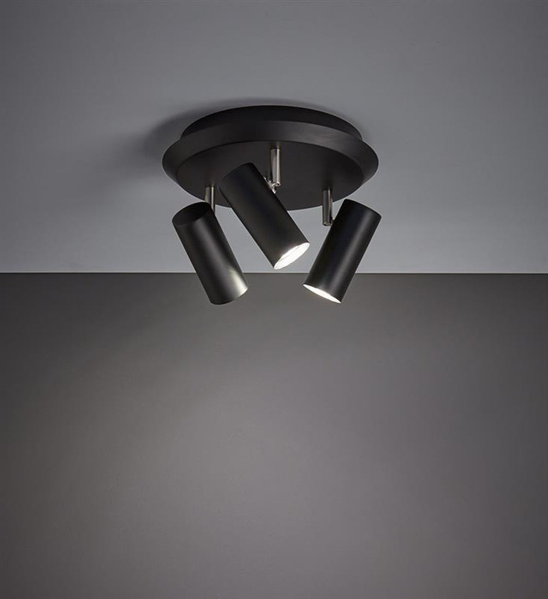 Barcelona taklampe Svart 3 spotter - Svart-Taklamper-Marksløjd-Svart-Mrk-107348-Lightup.no