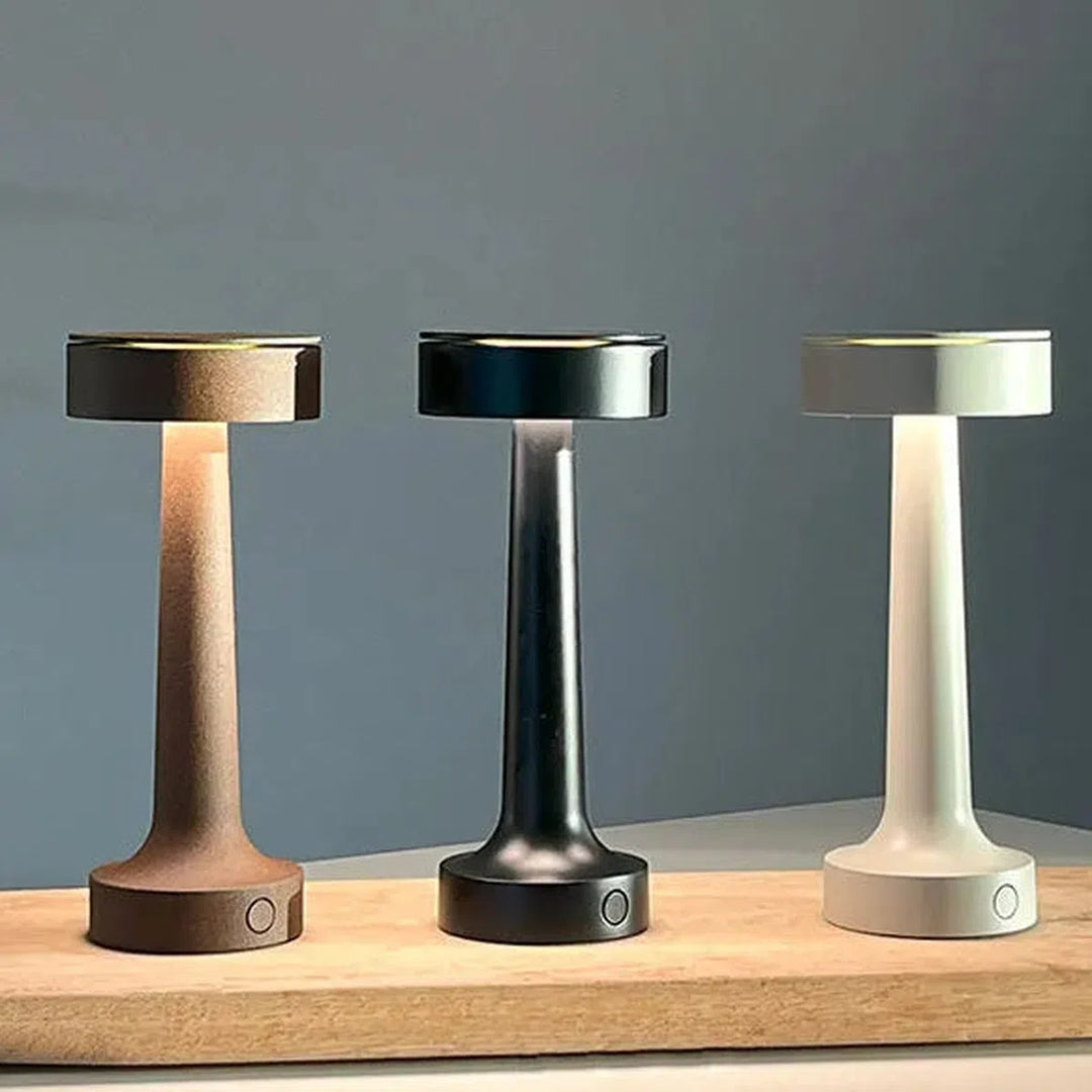 Buddy bærbar bordlampe oppladbar 4W 3000 Kelvin-Bordlamper-Antidark-Svart-2-398-1-02-Lightup.no