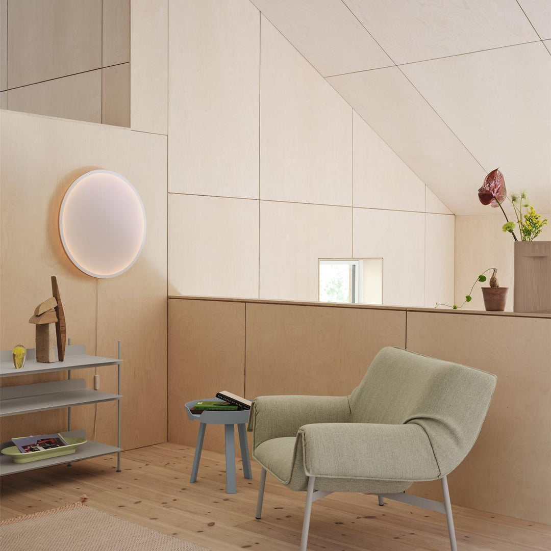 Calm Ø90 vegglampe-Vegglamper-MUUTO-Hvit/svart-MUO__22645-Lightup.no