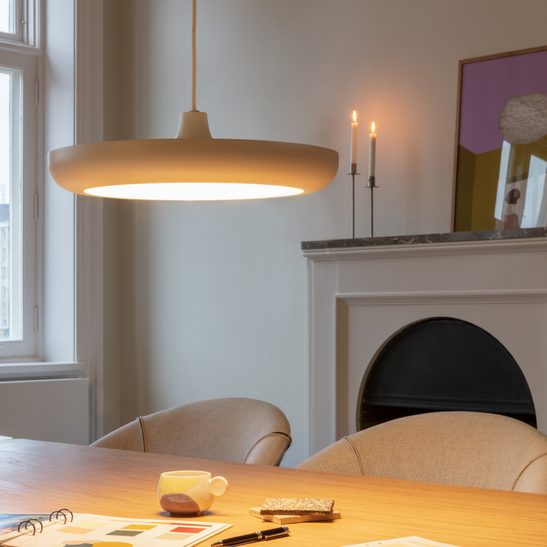 Cassini medium takpendel-Takpendler-Umage-Svart-2360-Lightup.no