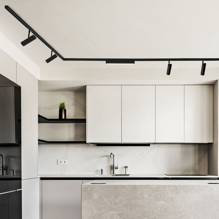 Designline Linear Diffused 8,5W 3000 Kelvin - Dimbar-Spotskinner 230V-Antidark-Svart-2-318-01-2-Lightup.no