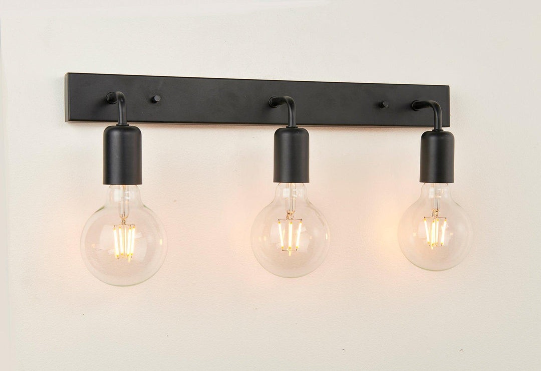 Eliott Tripple vegglampe - Svart-Vegglamper-Ms - belysning-Svart-9400408421-Lightup.no