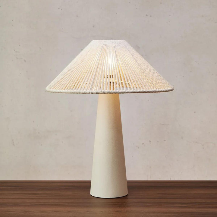 Favoro bordlampe-Bordlamper-Marksløjd-Beige-Mrk-108828-Lightup.no