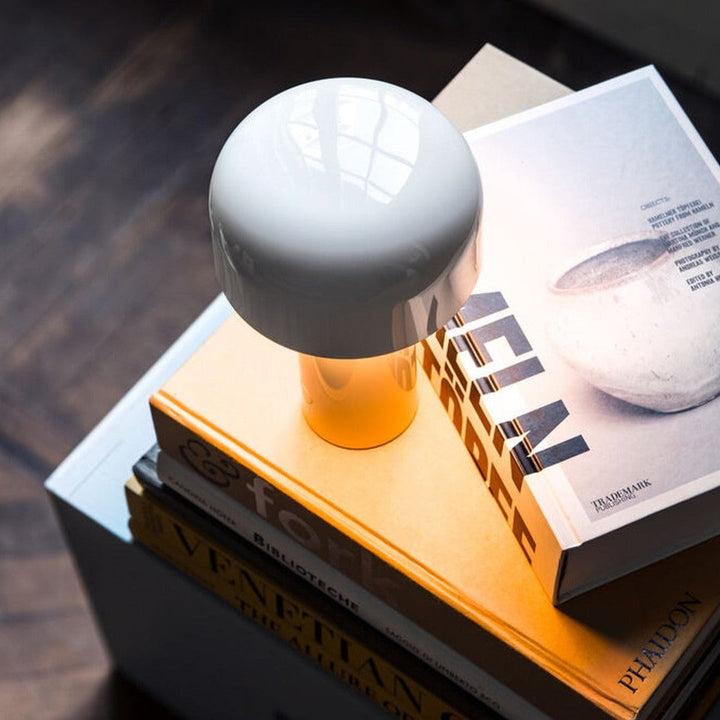 Flos Bellhop oppladbar bordlampe-Bordlamper-Flos-Hvit-Fls__F1060009-Lightup.no