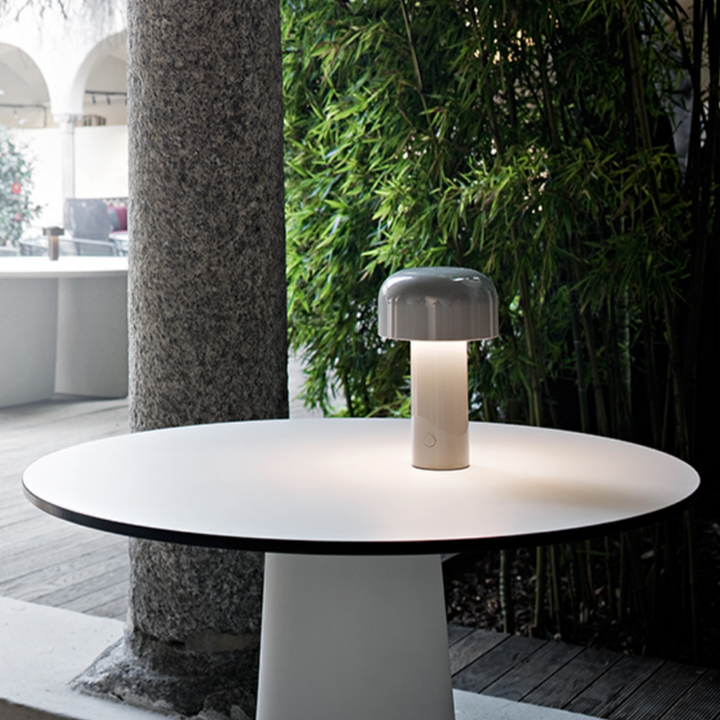 Flos Bellhop oppladbar bordlampe-Bordlamper-Flos-Grå-Fls__F1060020-Lightup.no