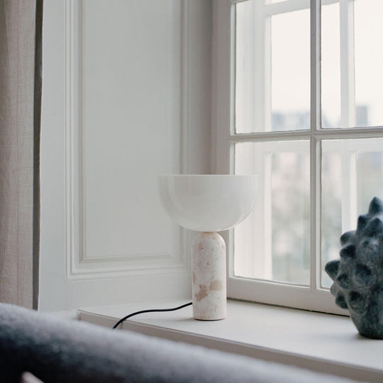 Kizu bordlampe - Kunis Breccia - S-Bordlamper-New Works-Kunis Breccia Marble-Nes__20425-Lightup.no