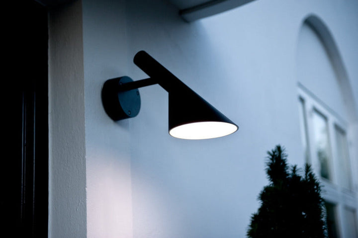 Louis Poulsen AJ 50 utendørs vegglampe-Utebelysning vegg klassisk-Louis Poulsen-Hvit-LP__5743145816-Lightup.no