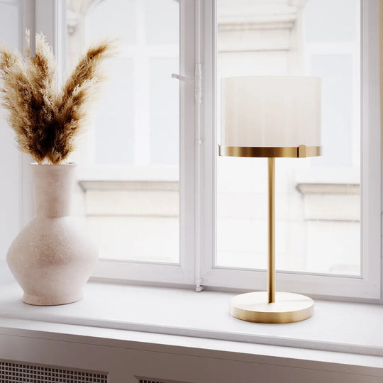 Marcel bordlampe H55-Bordlamper-By Rydens-Messing/Hvit-Brs-4024560-6509-Lightup.no
