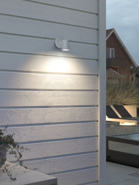Modena vegglampe ned utendørs 4W 3000K IP44 - Hvit-Utebelysning vegg opp og ned-Konstsmide-Hvit-7534-250-Lightup.no