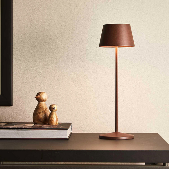 Modi bordlampe oppladbar IP65 - Corten-Utebelysning Hagebelysning-LOOM Design-LF-820-001-Lightup.no