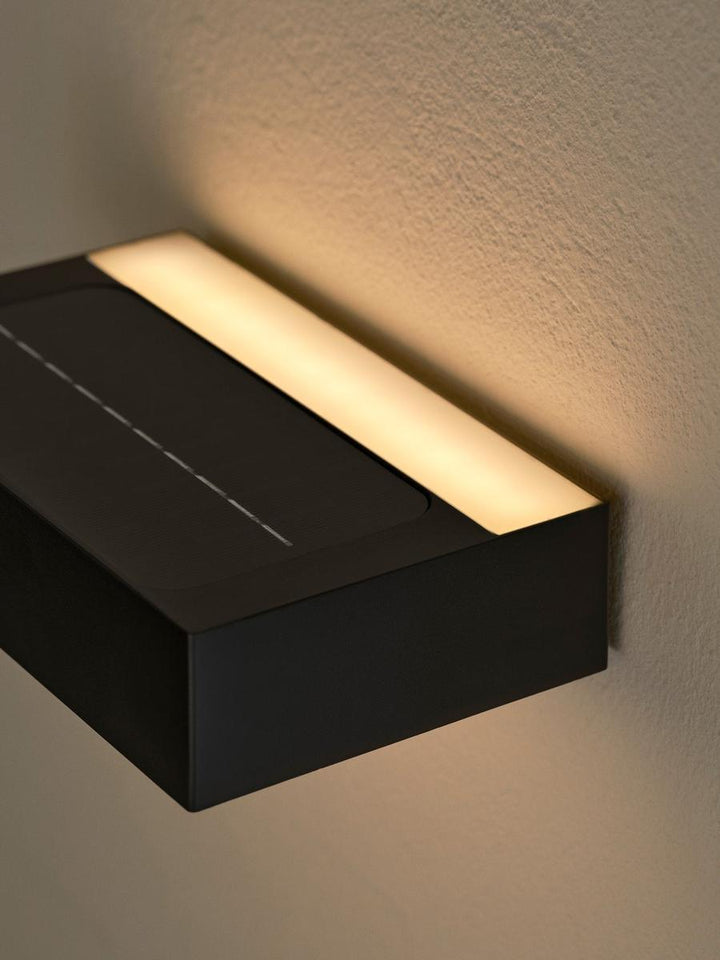 Monay square solar vegglampe utendørs 5W 3000 Kelvin - Solcelle-Utebelysning vegg opp og ned-Nordlux-Svart-2518341003-Lightup.no