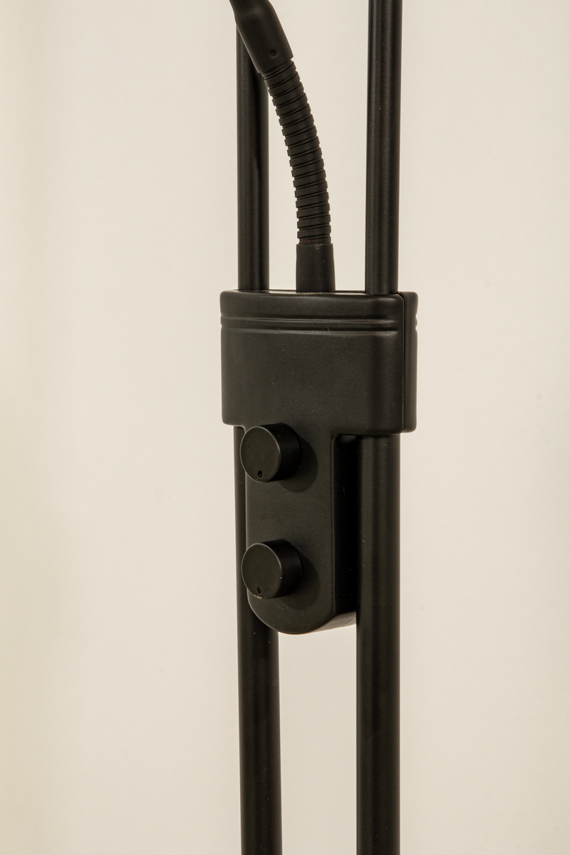 Nice gulvlampe uplight med leselysarm-Gulvlamper-Aneta Lighting-Svart-69548-15-Lightup.no