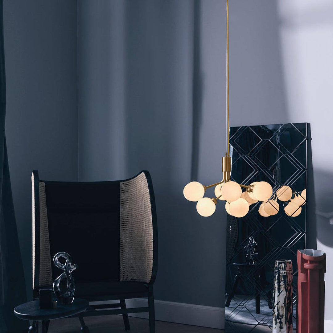 Nuura Apiales 9 messing/opal-Takpendler-Nuura-Messing / Opal-Nua__2051002-Lightup.no