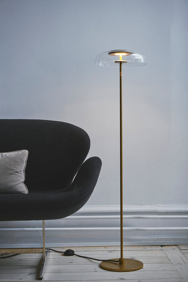 Nuura Blossi gulvlampe Nordic Gold-Gulvlamper-Nuura-Messing-Nua__ 2027006-Lightup.no
