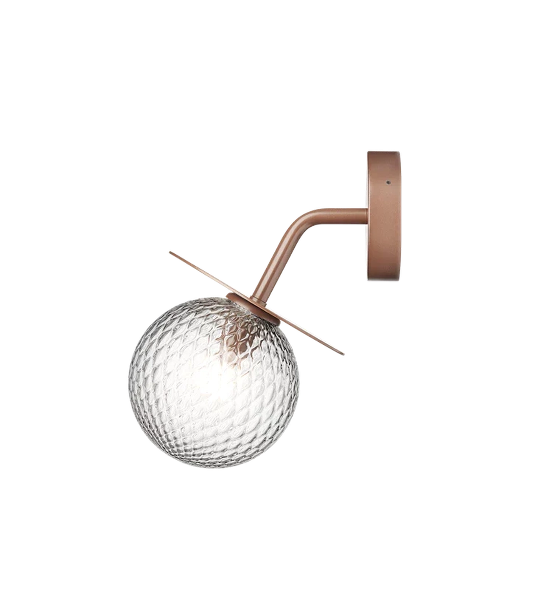 Nuura Liila utendørslampe - bronse/optikk-Utebelysning vegg klassisk-Nuura-Bronse-Nua__2045002-Lightup.no