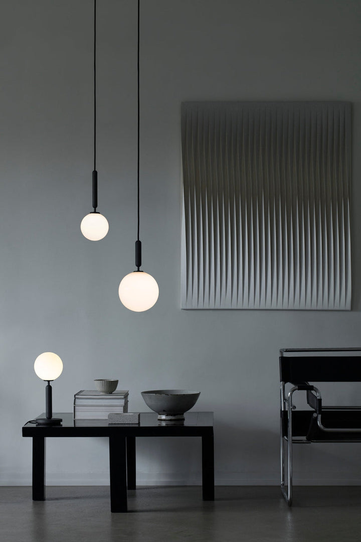 Nuura Miira 1 large svart / opal-Takpendler-Nuura-Svart / Opal-Nua__2033006-Lightup.no