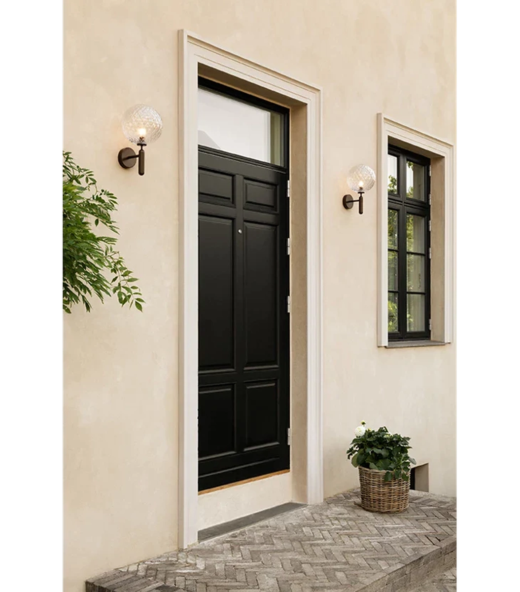 Nuura Miira utendørslampe - bronse / optikk-Utebelysning vegg klassisk-Nuura-Bronse-Nua__2035009-Lightup.no