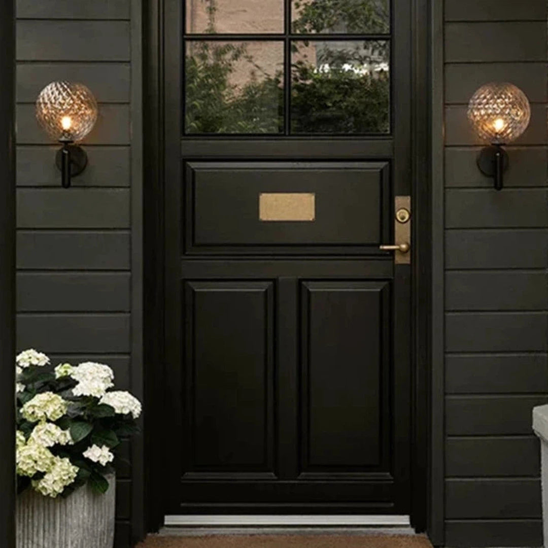 Nuura Miira utendørslampe - svart / optikk-Utebelysning vegg klassisk-Nuura-Svart-Nua__2035005-Lightup.no