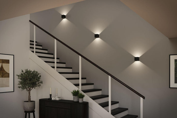 Nyara oppladbar vegglampe opp/ned lys med sensor-Utebelysning vegg opp og ned-Paulmann-Svart-PL-71282-Lightup.no