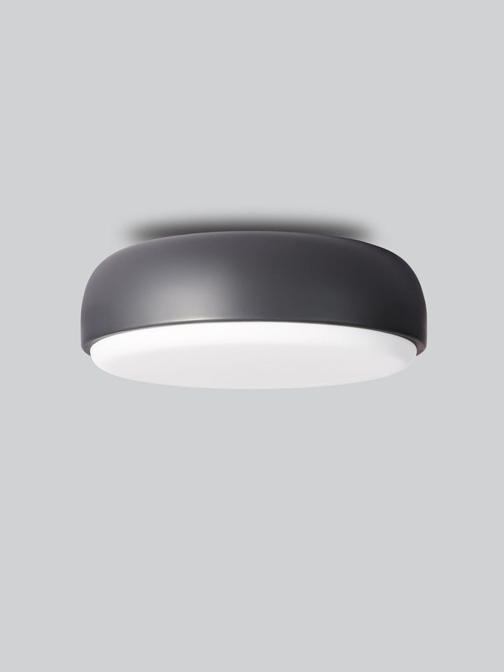 Over Me 40 tak / vegglampe-Taklamper-Northern-Grå-NOn__645-Lightup.no