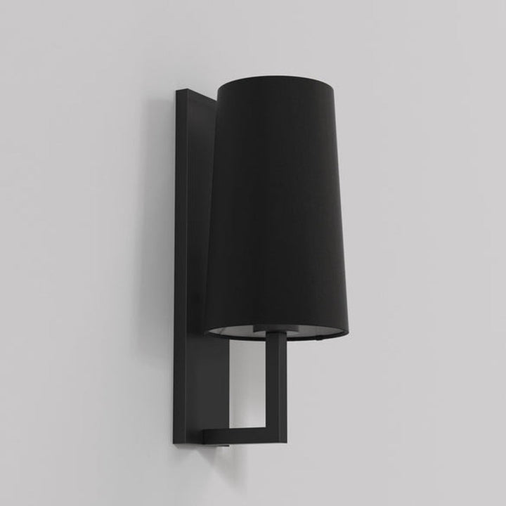 Riva 350 vegglampe IP44 med skjerm-Baderomsbelysning vegglamper-Astro Lighting-Krom / Hvit-Asg__1214001+5018004-Lightup.no