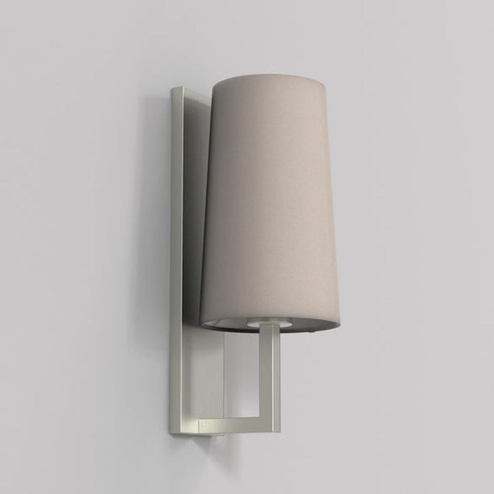 Riva 350 vegglampe IP44 med skjerm-Baderomsbelysning vegglamper-Astro Lighting-Nikkel / Putty-Asg__1214004+5018014-Lightup.no