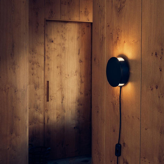 Rotate vegglampe med ledning-Bordlamper-Frandsen-Svart-139379-Lightup.no
