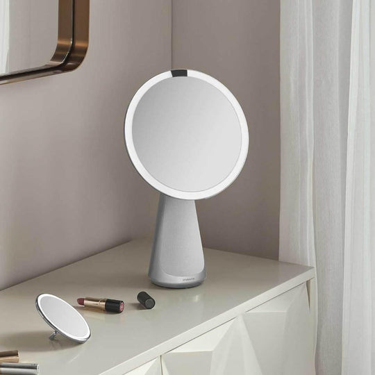 Simplehuman sminkespeil med lys, sensor og høyttaler-Baderomsbelysning sminkespeil-Simplehuman-ST3044-Lightup.no