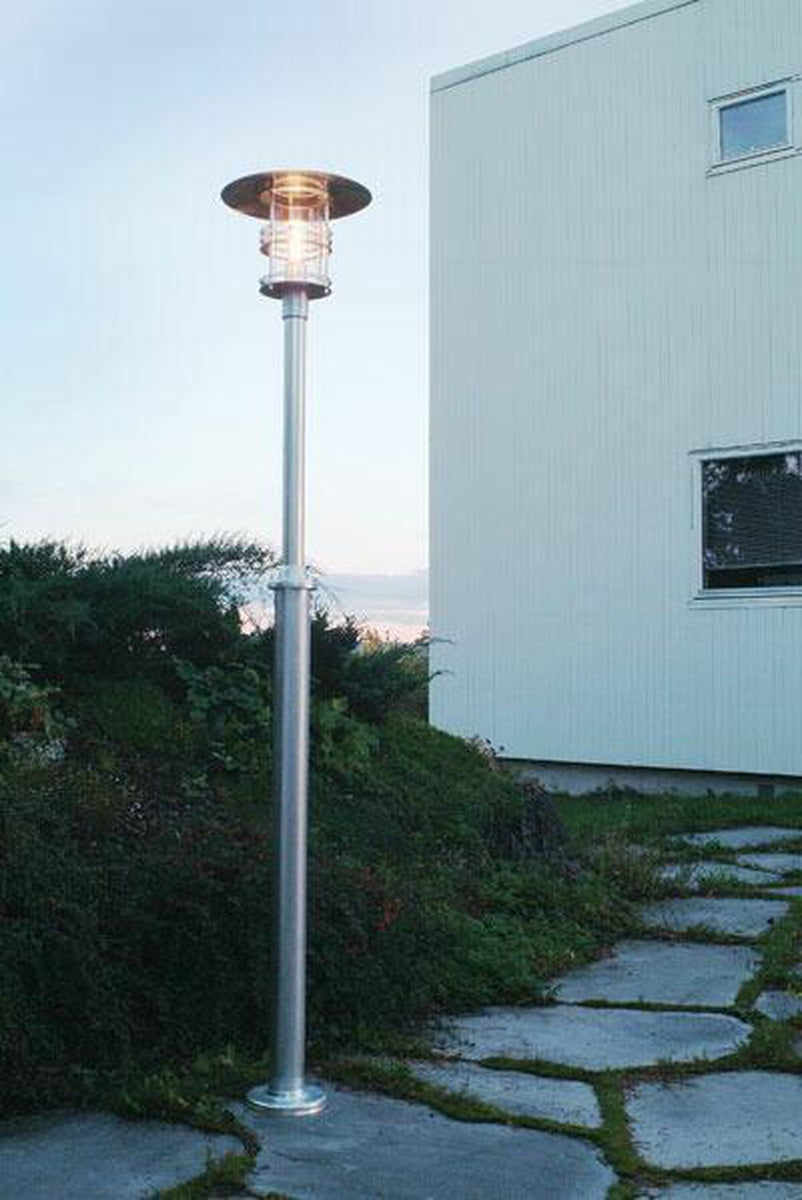 Stockholm 281 stolpe-Utebelysning stolpe-Norlys-Svart-3185361-Lightup.no