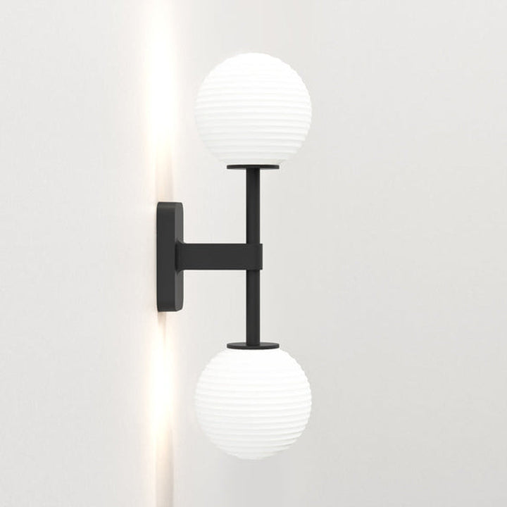 Tacoma Twin vegglampe IP44-Baderomsbelysning vegglamper-Astro Lighting-Messing / Opal-Asg__1429008+5036001-Lightup.no