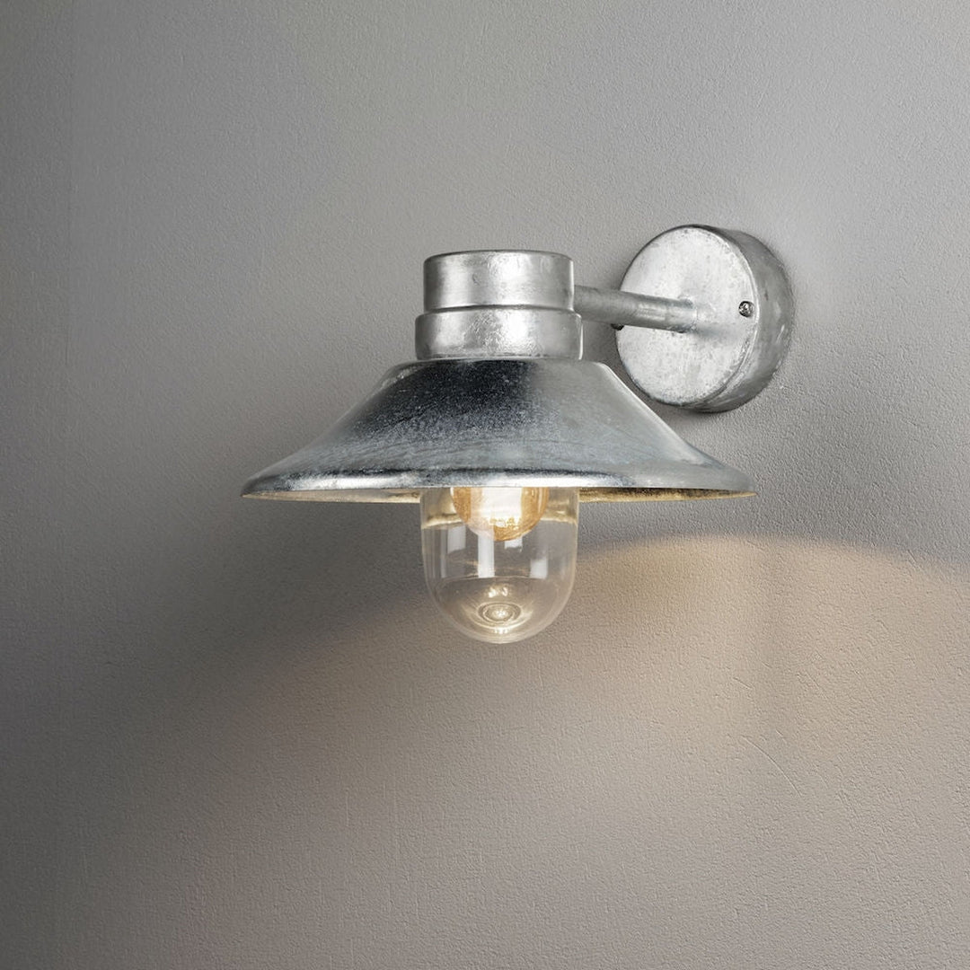 Vega vegglampe utendørs IP54 - Galvanisert stål-Utebelysning vegg klassisk-Konstsmide-Galvanisert-428-320-Lightup.no