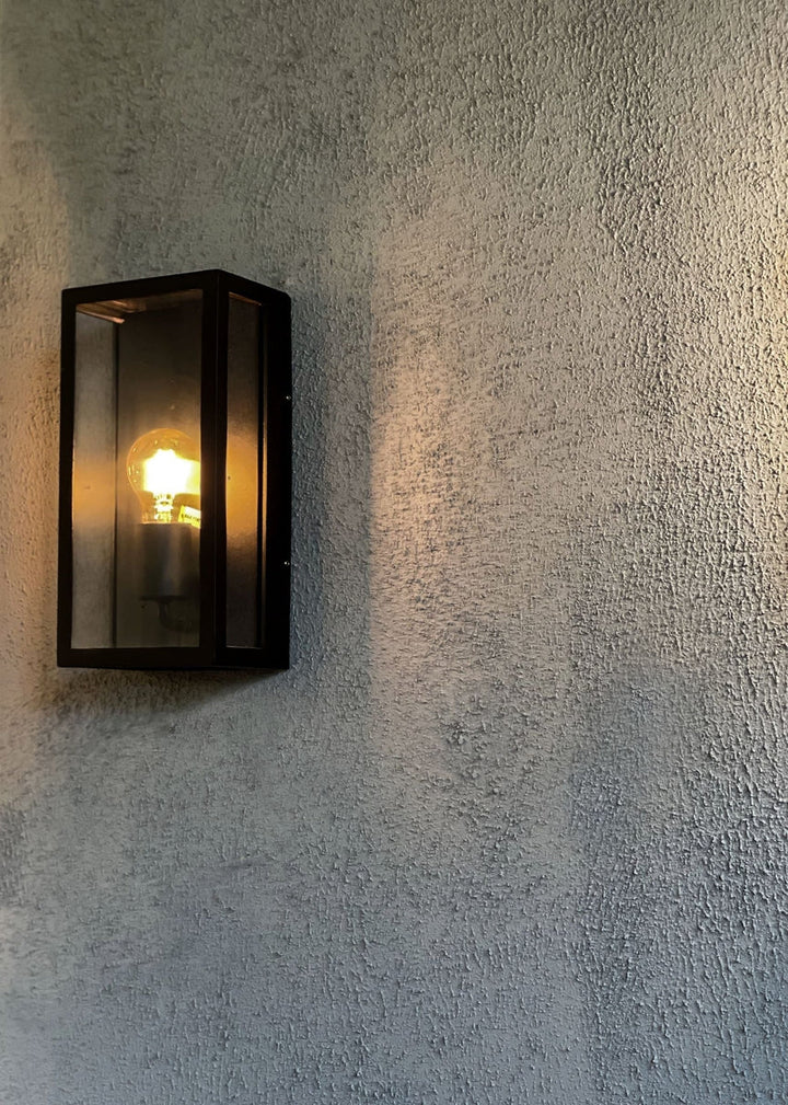 Arendal vegglampe utendørs IP44 E27 - Svart/Klart glass-Utebelysning vegg klassisk-Aneta Lighting-Svart / Klar-13750-15-Lightup.no