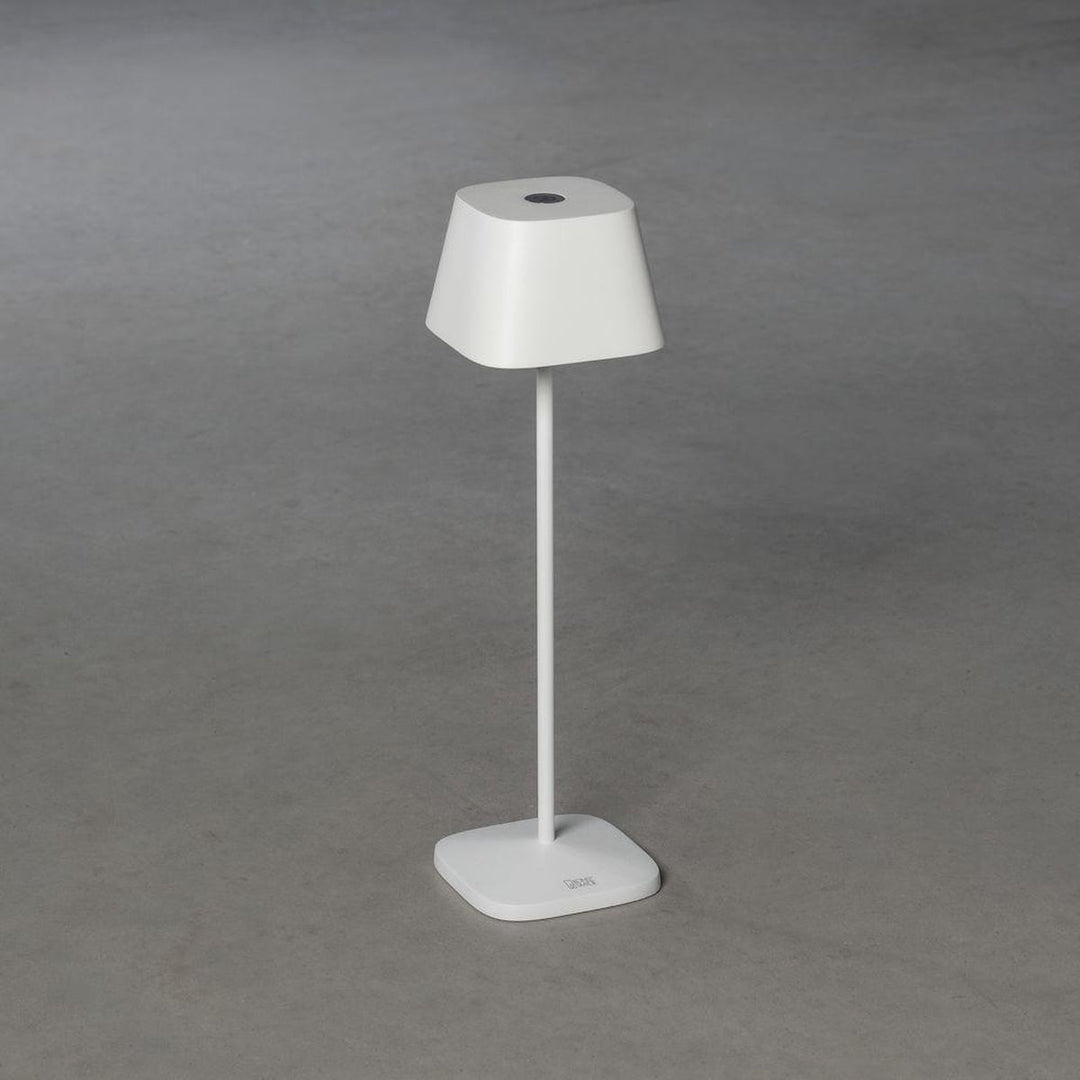 Capri bordlampe oppladbar utendørs IP54 - Hvit-Utebelysning Hagebelysning-Konstsmide-Hvit-7814-250-Lightup.no