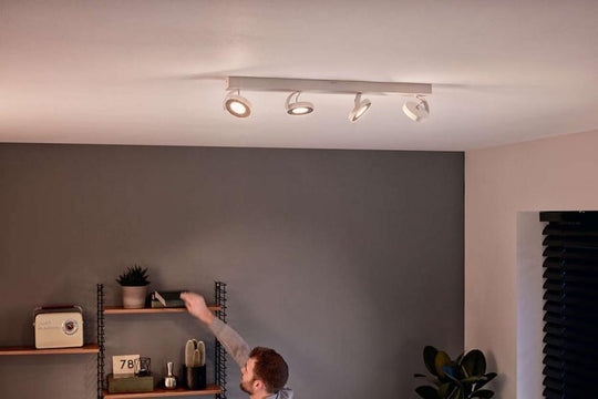 Clockwork myLiving spotskinne hvit warm glow-Spotskinner 230V-Philips-Hvit-915005306101-Lightup.no
