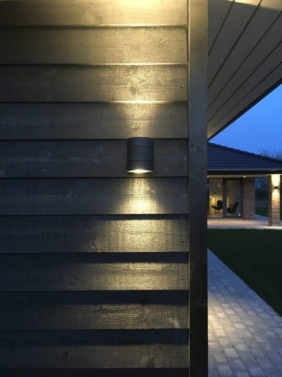 Dolio W90 vegglampe utendørs opp/ned 2x4,2W 3000K IP65 Dimbar - Svart-Utebelysning vegg opp og ned-Antidark-Svart-2-237-15-02-Lightup.no