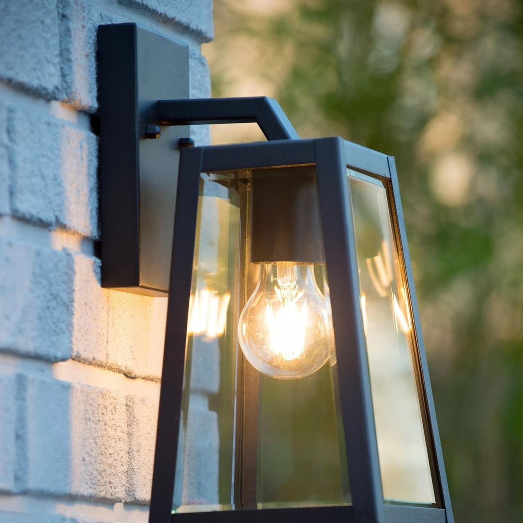 Matsol vegglampe utendørs E27 - Svart-Utebelysning vegg klassisk-Lucide-Svart-lc29829/01/30-Lightup.no