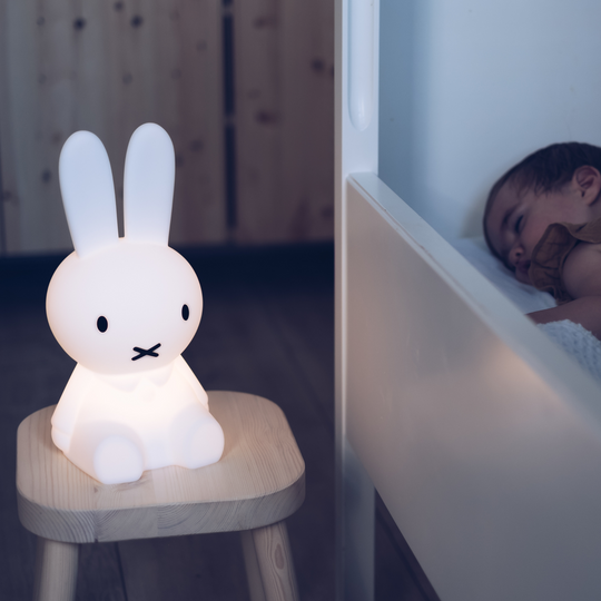 Miffy first Light 30cm - Mr Maria-Barnerom-Mr Maria-Hvit-252-DB30MF01-Lightup.no