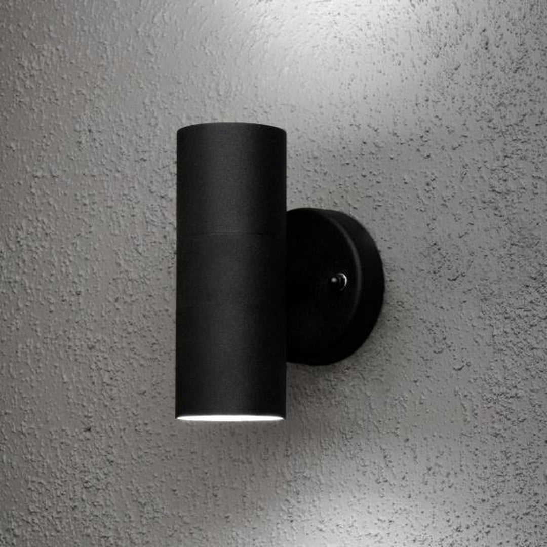 Modena vegglampe opp/ned GU10 Svart-Utebelysning vegg opp og ned-Konstsmide-Svart-7571-750-Lightup.no
